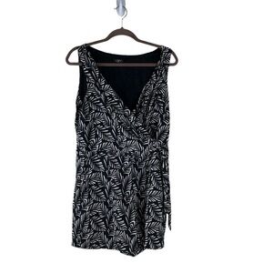 Loft Outlet Sleeveless Jumper Leaf Print Romper Shorts Wrap size 10P